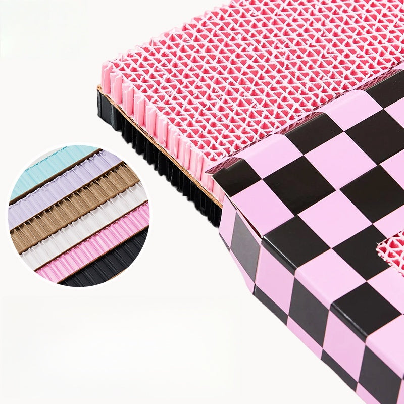 Heart Checkerboard Cat Scratcher Board