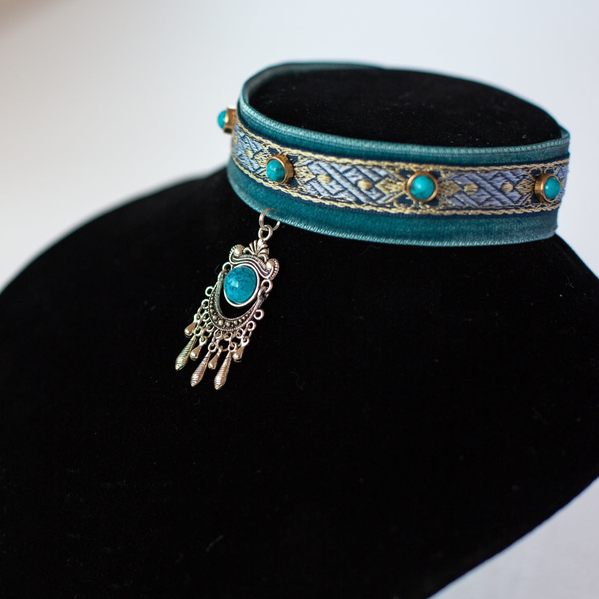 Royal Blue Gem Cat Collar – Vintage Boho Style