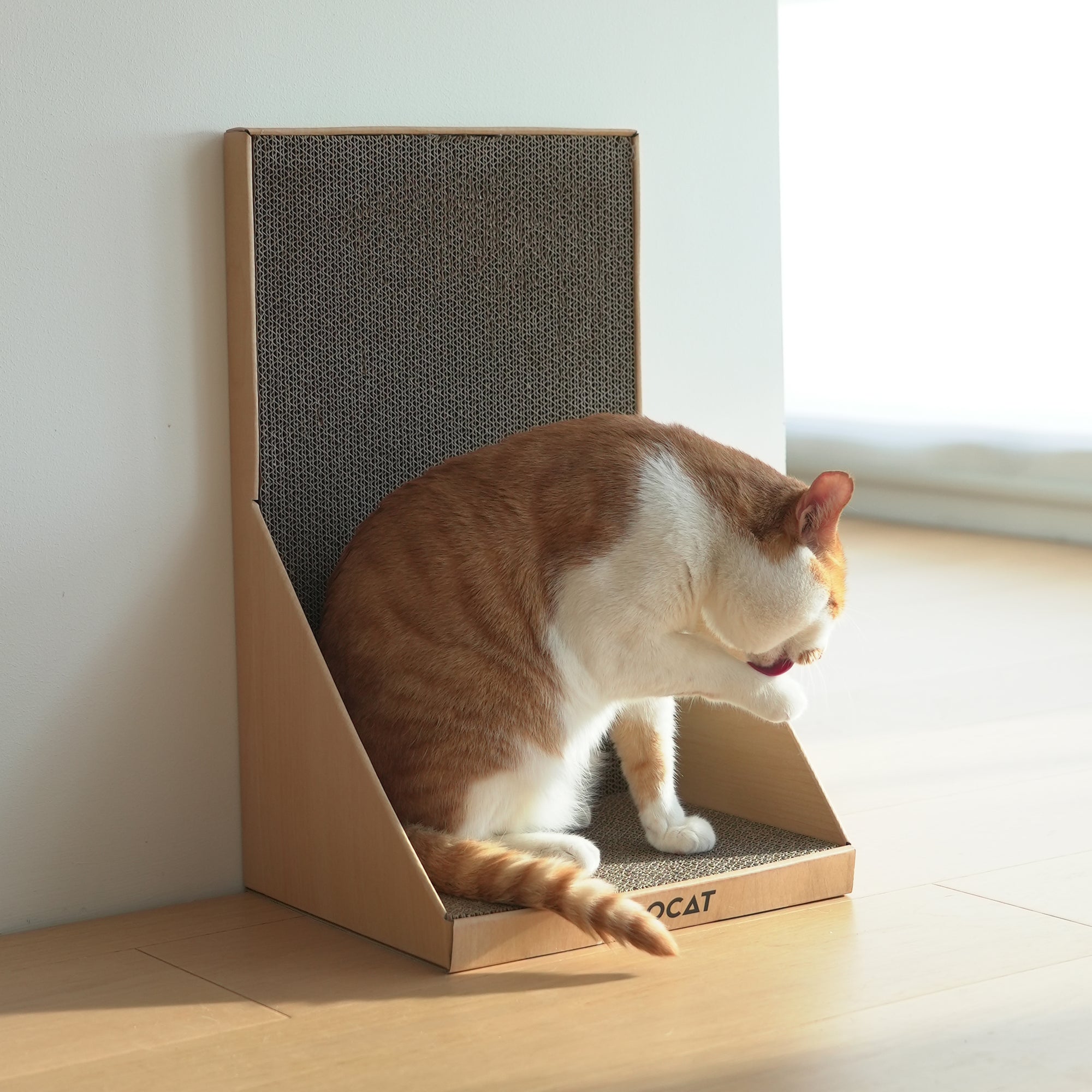 L-Shaped Cat Scratcher Lounge