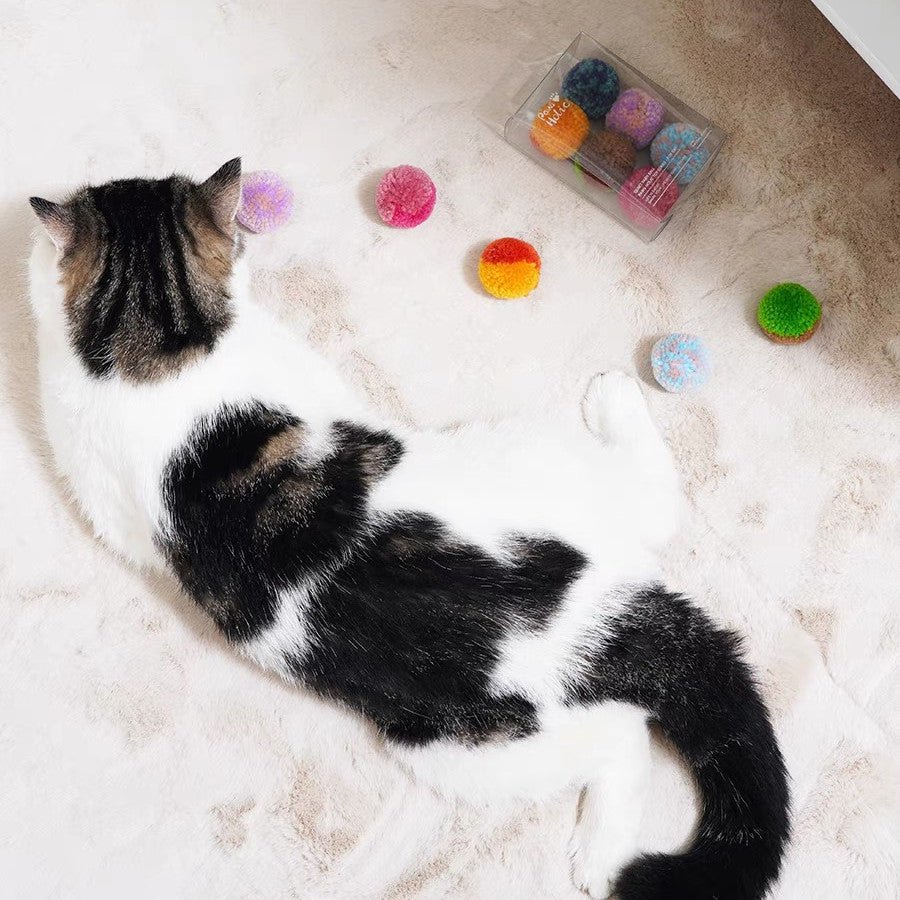 Quiet Yarn Pom-Pom Cat Toy (Set of 6)